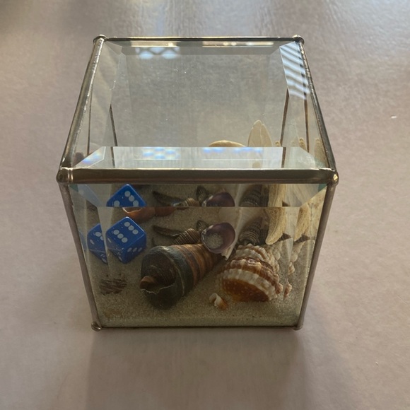 Beach Sealed Glass with Beveled Edges Cube Decor Size 4” x 4” x 4” - Picture 4 of 5